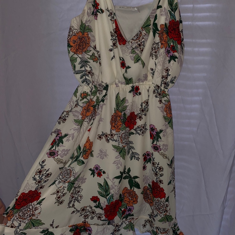Spring Dress - Picture 2 of 3